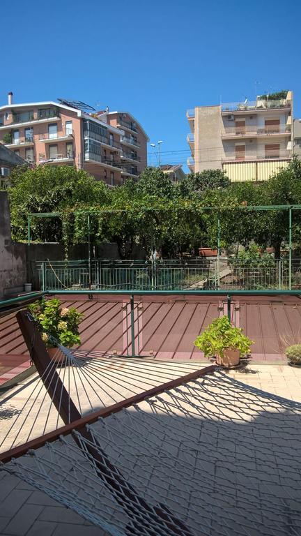 Appartamenti Mantarro Travel And Living Santa Teresa Di Riva Exterior foto